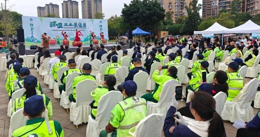 大邑开展环卫工人慰问活动 致敬最美的人